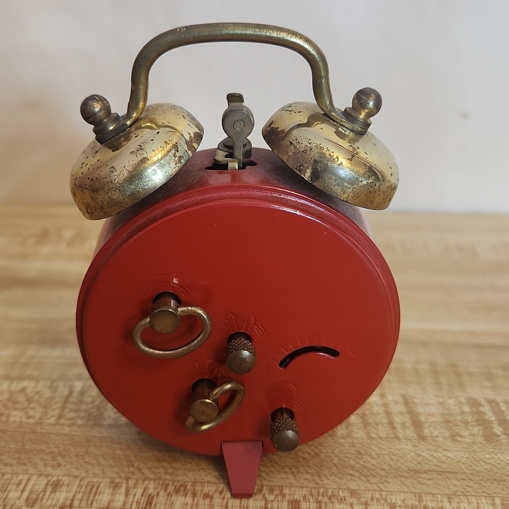 Vintage Bradley Mickey Mouse alarm clock.  - Picture 4 of 5